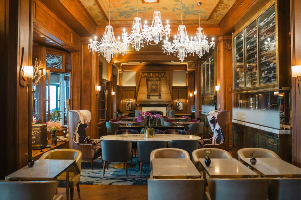 restaurant interior in New York NYCwebzine